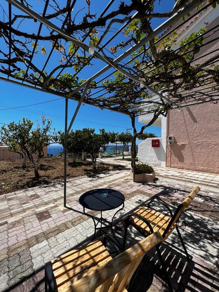 Ocean Front Studios Lourdata  Exterior foto